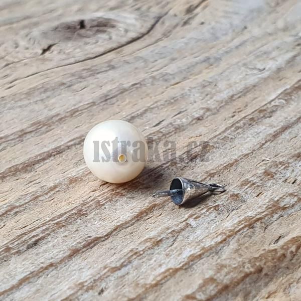 perla-riecna-polovrtana-10-11mm-podlhovasta-biela-smotanova-na-privesok-hladka-perletova