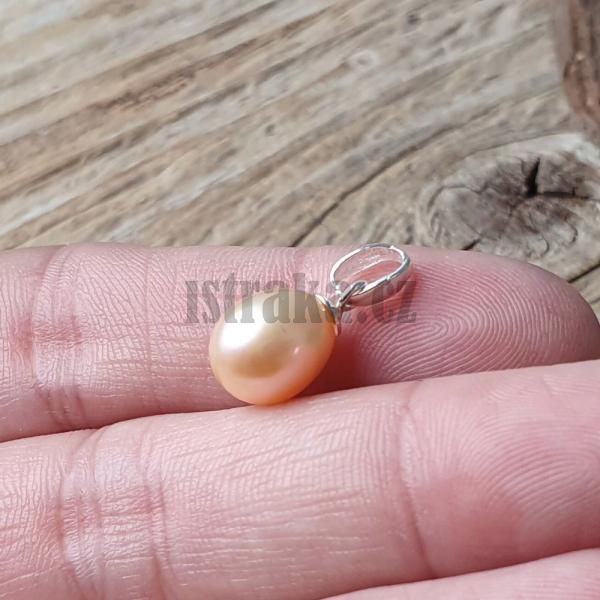 perla-riecna-polovrtana-10-11mm-1ks-prirodna-broskynova-privesok-perletovy-leskla-oran