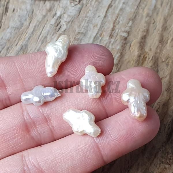 Perla n polovrtan 9x14mm kek 1ks
