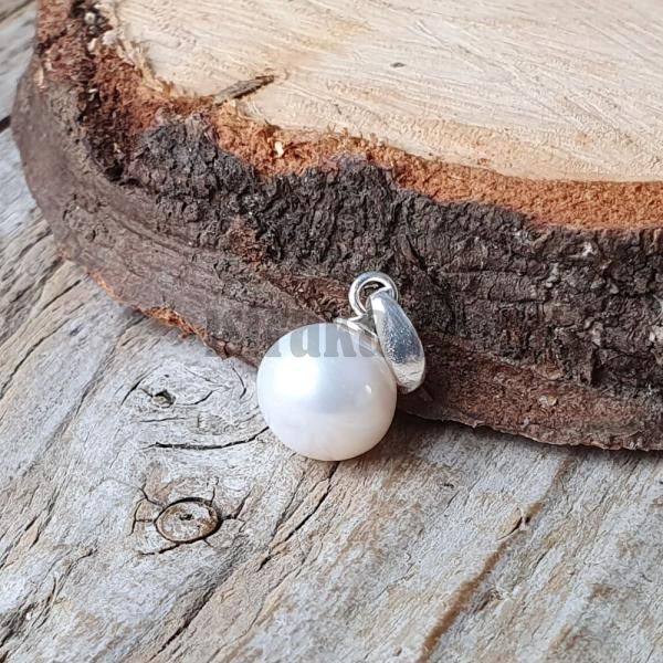 perla-riecna-polovrtana-10-11mm-perletova-biela-na-privesok-nepravidelna-prirodna