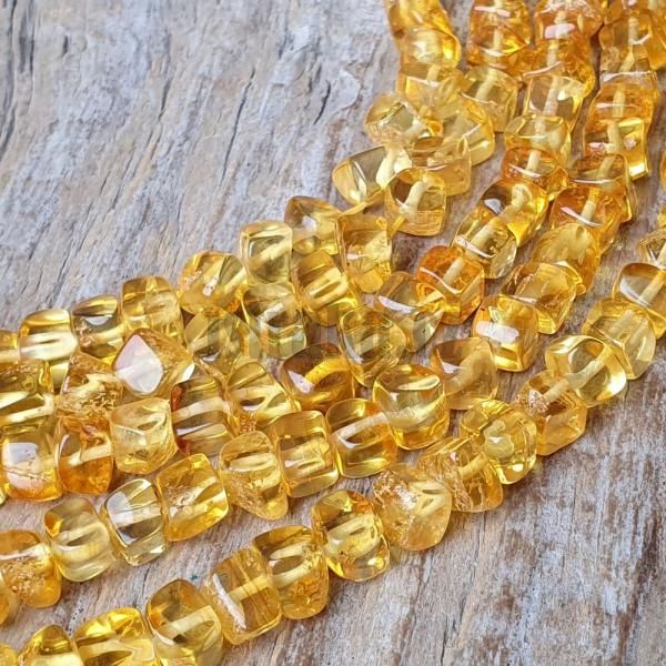Jantar lut prhledn korlky 6mm nepravideln kostky ra