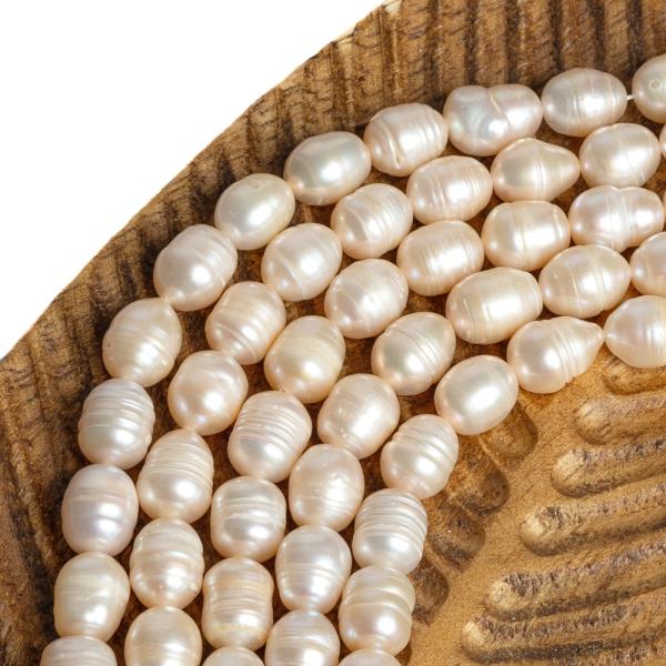 Perly ���n� kor�lky 8-9mm podlouhl� meru�kov� ���ra