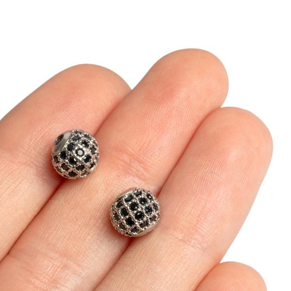 1542-koralky-8mm-strieborna-s-ciernymi-zirkonmi-2