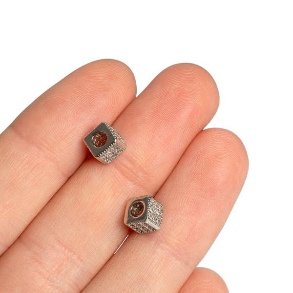 1633-kocka-koralka-striborna-s-ciernymi-zirkonmi-2