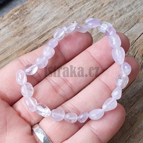 naramok-z-mineralu-ametyst-lavender-nugety-6x8mm-elasticky-leskly-svetlofialovy-lila-dams