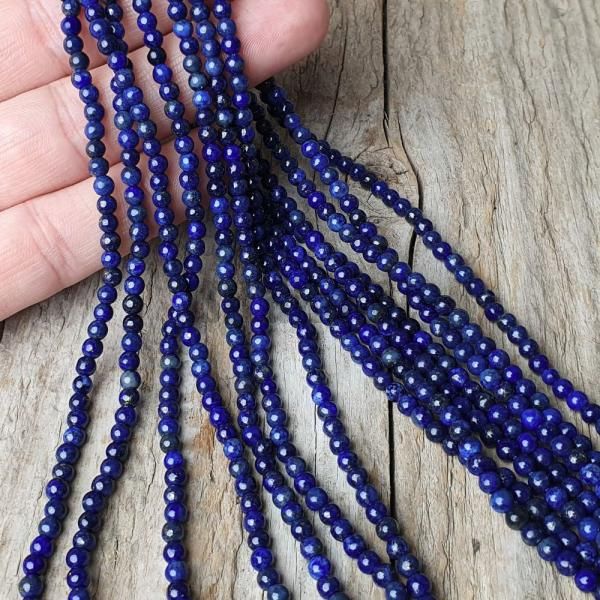 koralky-z-mineralu-lapis-lazuli-3mm-hladke-leskle-gulate-tmavomodre-goralky-