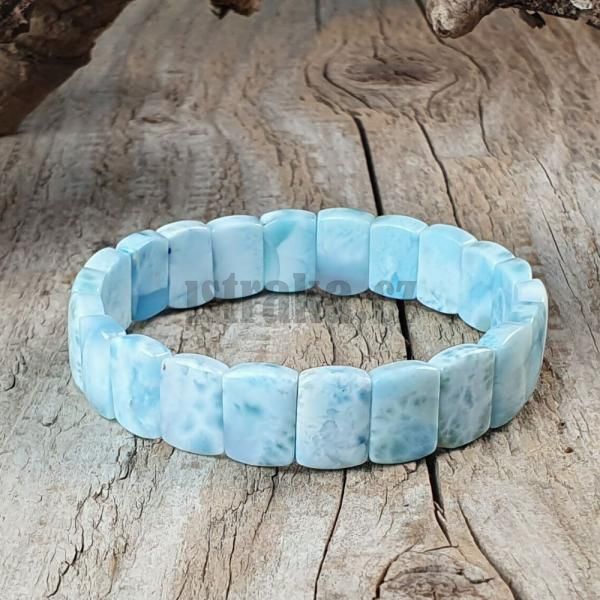 Nramek ploch larimar