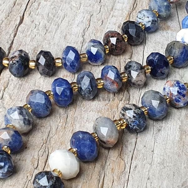 Sodalit blomodr korlky 6x10mm rondelky brouen plra