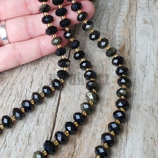 koralky-z-mineralu-obsidian-zlaty-rondelky-brusene-velke-6x9mm-leskle-cierne-zlate-goralk