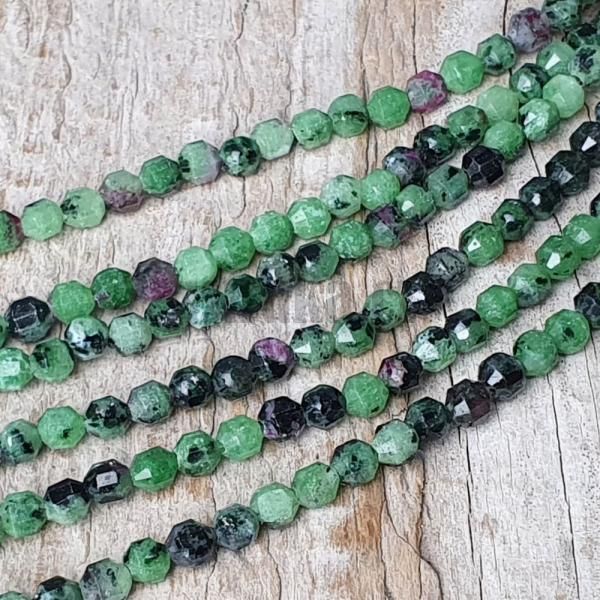 Rubn v zoisite korlky 4mm brouen soudek plra