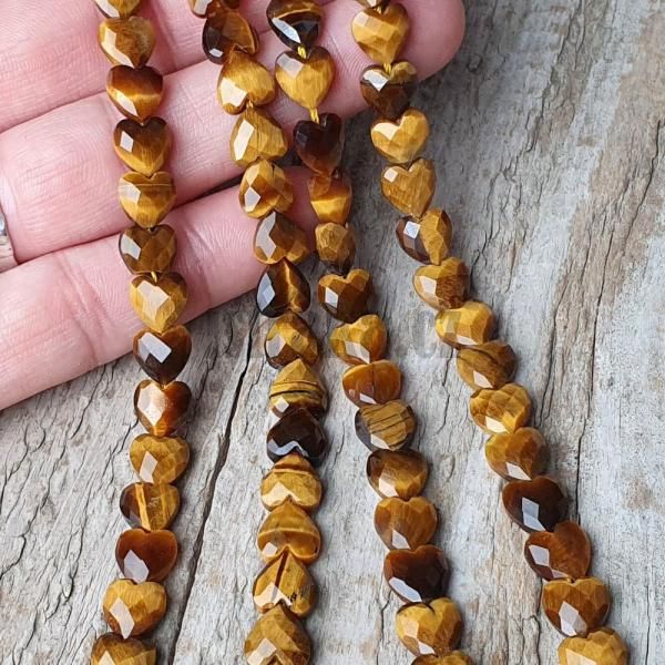 koralky-z-mineralu-tigrie-oko-srdiecka-brusene-8mm-zlatohnede-zlte-fazetovane-goralky-
