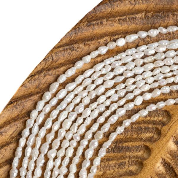 Perly ���n� kor�lky 2,5x4mm podlouhl� se strukturou ���ra