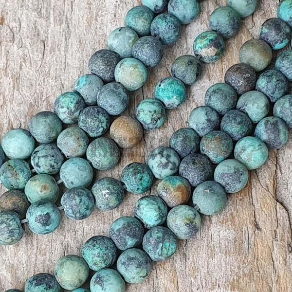 Tyrkys africk korlky 4mm matn ra