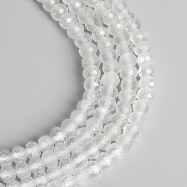 M�s��n� k�men b�l� kor�lky 3x2mm rondelky brou�en� ���ra