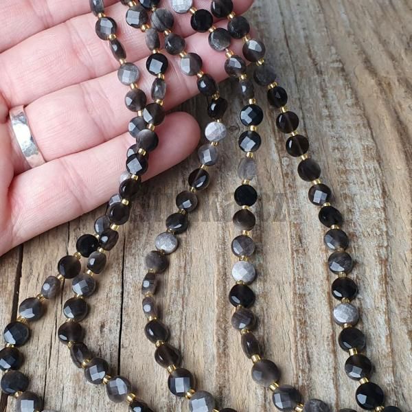 koralky-z-mineralu-obsidian-strieborny-6mm-disky-brusene-leskle-ploche-sede-cierne-sive-