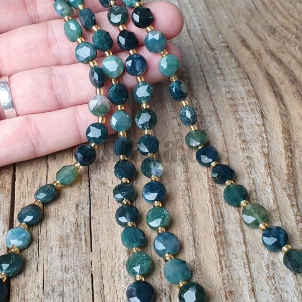 koralky-z-mineralu-achat-machovy-brusene-disky-8mm-leskle-ploche-okruhle-tmavozelene-gora