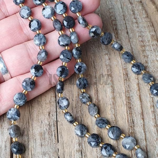 koralky-z-mineralu-larvikit-brusene-disky-8mm-leskle-ploche-okruhle-sede-strieborne-sive-