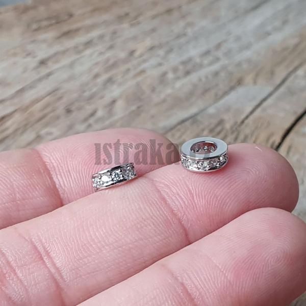 koralka-rondelka-strieborna-7x3mm-s-bielymi-zirkonmi-plocha-s-velkou-dierkou-leskla-