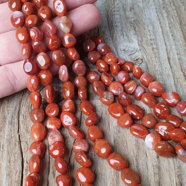koralky-z-prirodneho-mineralu-achat-cerveny-nugty-velke-10x12mm-cervenooranzove-goralky