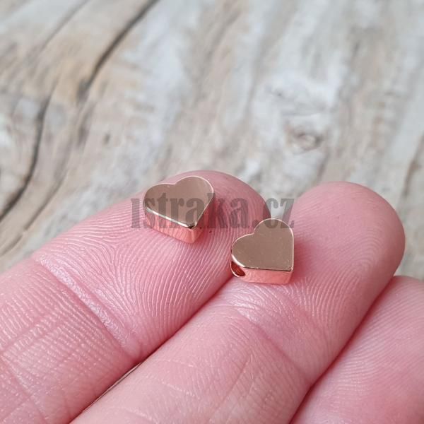 Srdce korlek 7x6mm se svislou drkou rov zlato 3ks