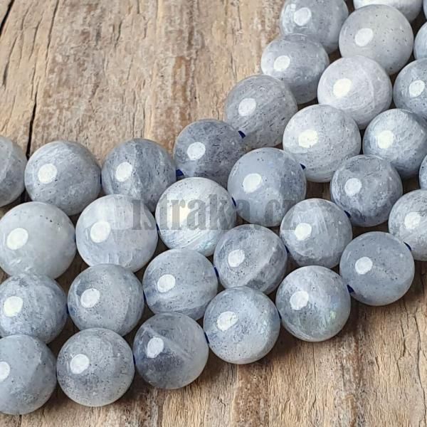 koralky-z-prirodneho-mineralu-labradorit-8mm-sive-sede-leskle-hladke-s-modrymi-odleskami-