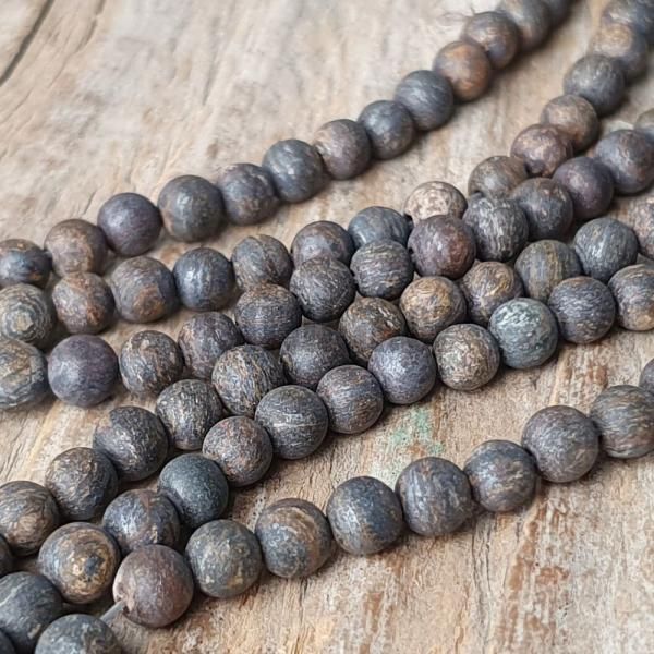 Bronzit korlky 4mm matn ra