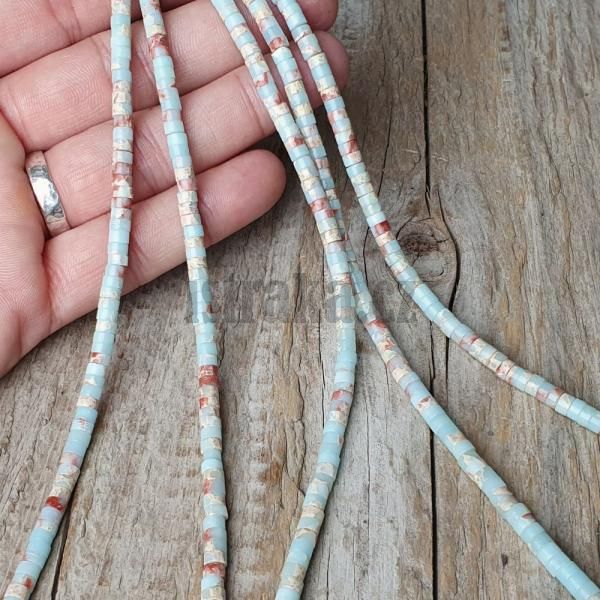 koralky-zo-syntetickeho-jaspisu-aqua-terra-4x2mm-heishi-rondelky-cervenotyrkysove-leskle-
