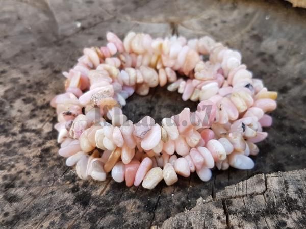 Opál růžový korálky zlomky šňůra