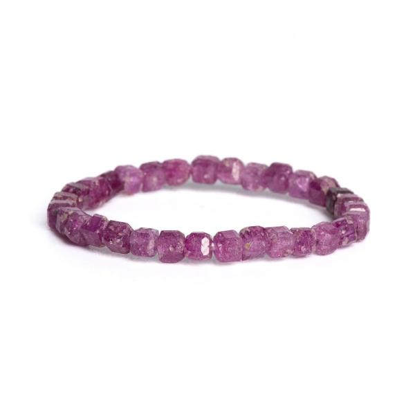 Prsten z rub�nu 2 mm minikostky