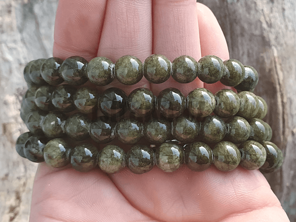Jadeit korlky 8mm olivov ra