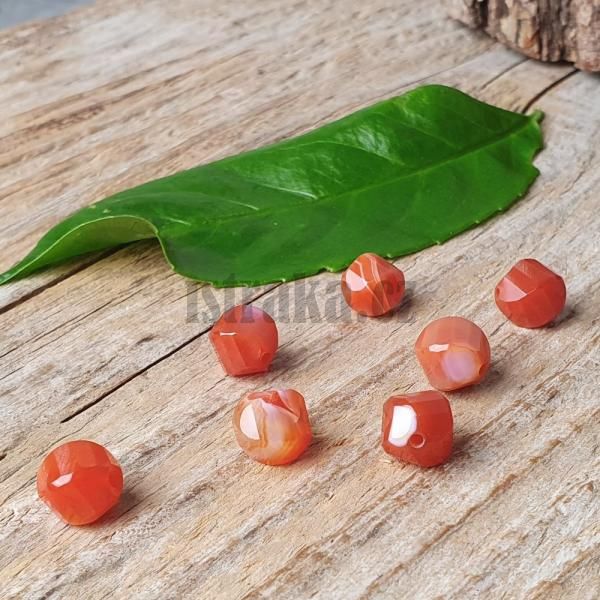 Sardonyx korlek 10mm twist vbrus 1ks