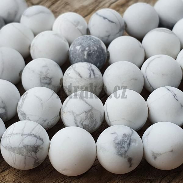 koralky-howlit-magnezit-matne-8mm-hladke-sedobiele-mramorovane-na-naramky-8mm