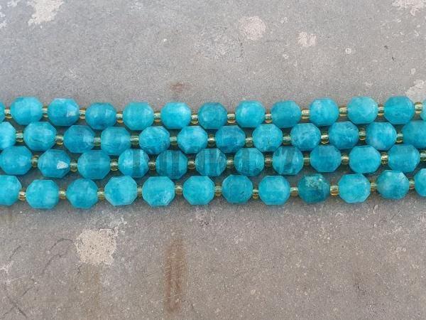 Jadeit - imitace amazonitu korálky 8mm broušené soudky pùlšòùra