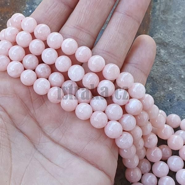 koralky-z-jadeitu-svetloruzove-marhulove-8mm-leskle-haldke-mliecne-na-naramky