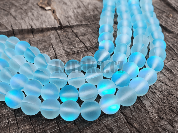 mesacny_kamen_synteticky_koralky_8mm_svetlomodre