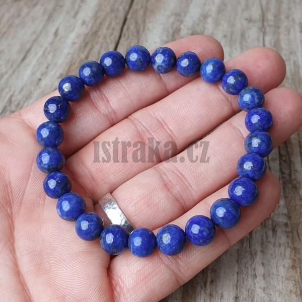 naramok-z-lapisu-lazuli-8mm-leksly-elasticky-na-gumicke-modry-so-zlatymi-inkluziami