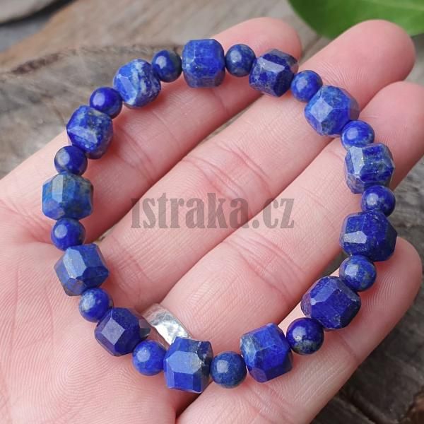 Nramek lapis lazuli A kvalita 8mm kostky + kuliky