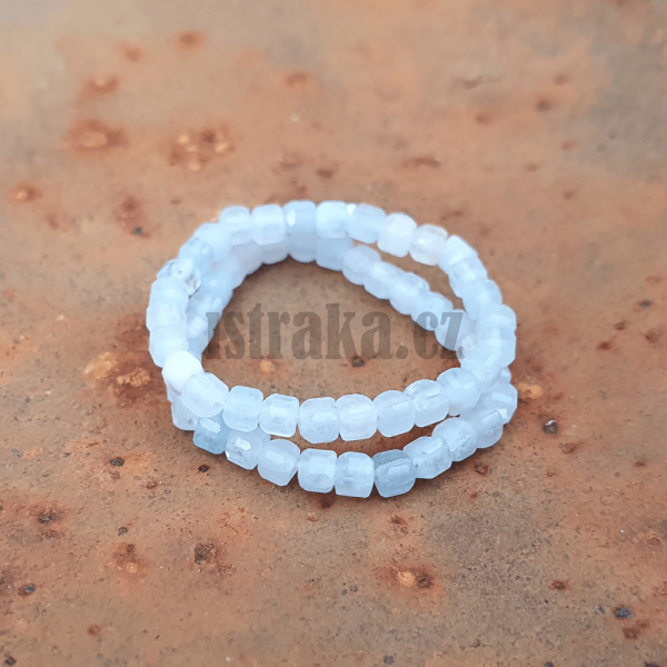 Prsten z akvamarinu 2-3mm minikostky