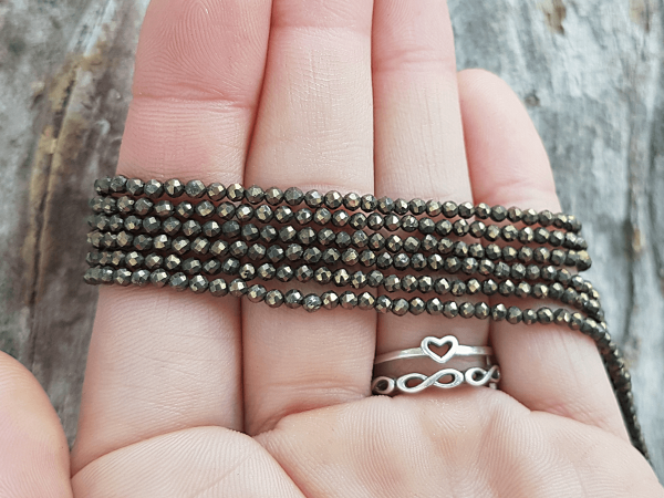 Pyrit korlky 3mm brouen ra