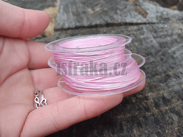 Šňůrka nylonová 0,5mm světle růžová 9m